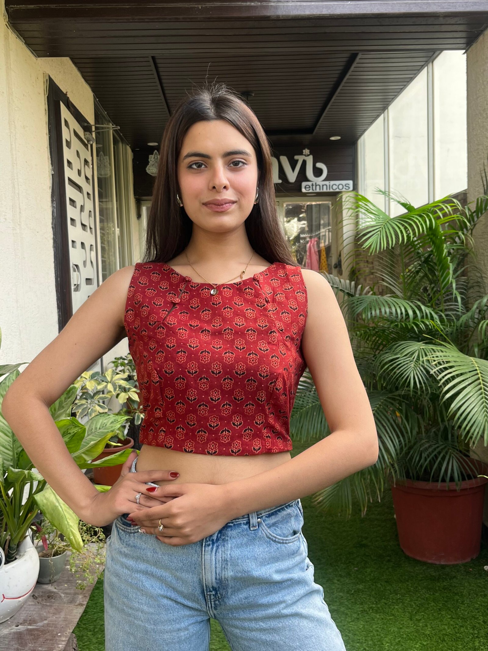 IMG_3971-1-scaled-1.jpg COTTON RED CROP TOP / BLOUSE - Image 1