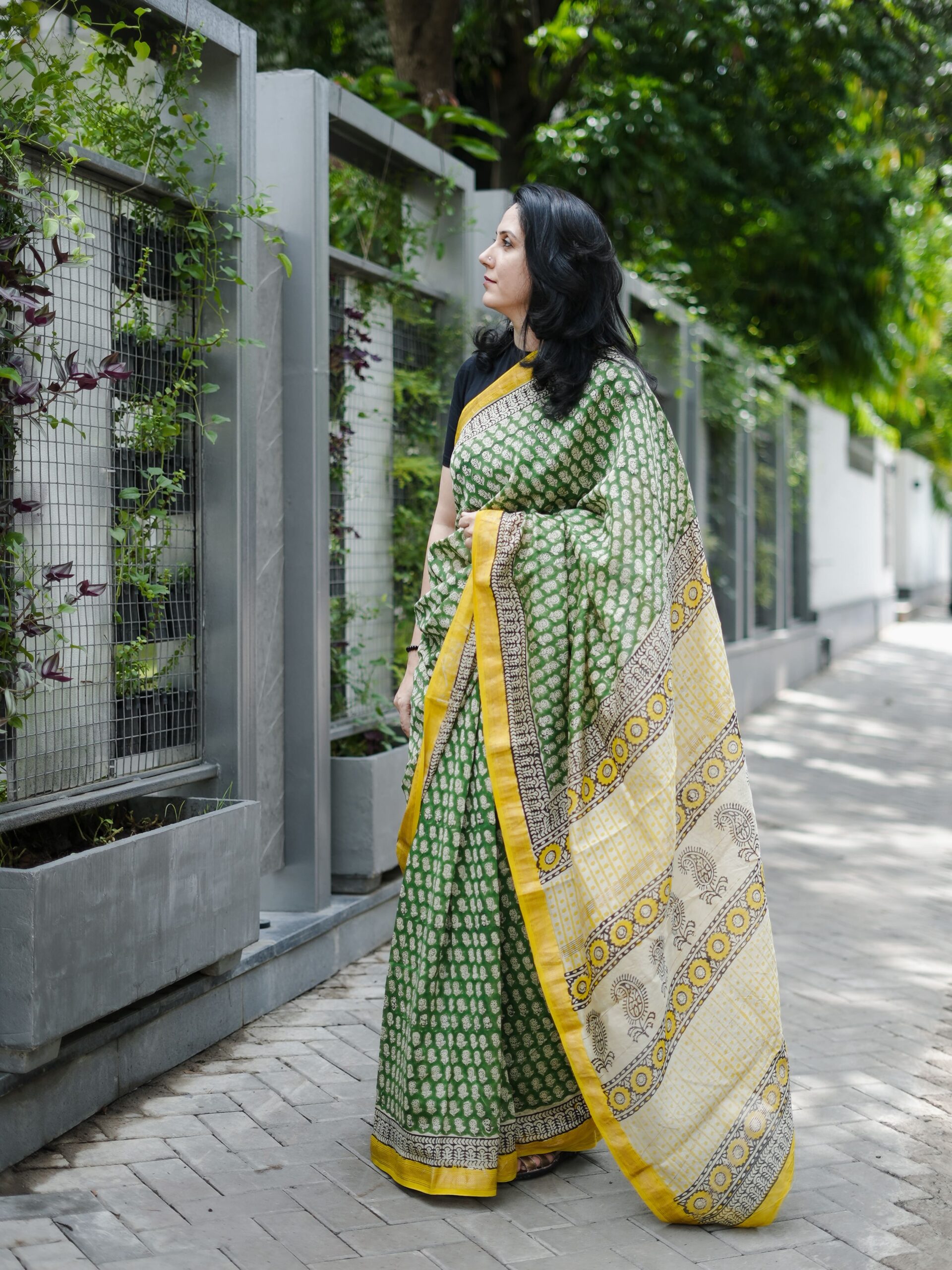 ZVE05109 Maheshwari handblock saree - Image 3