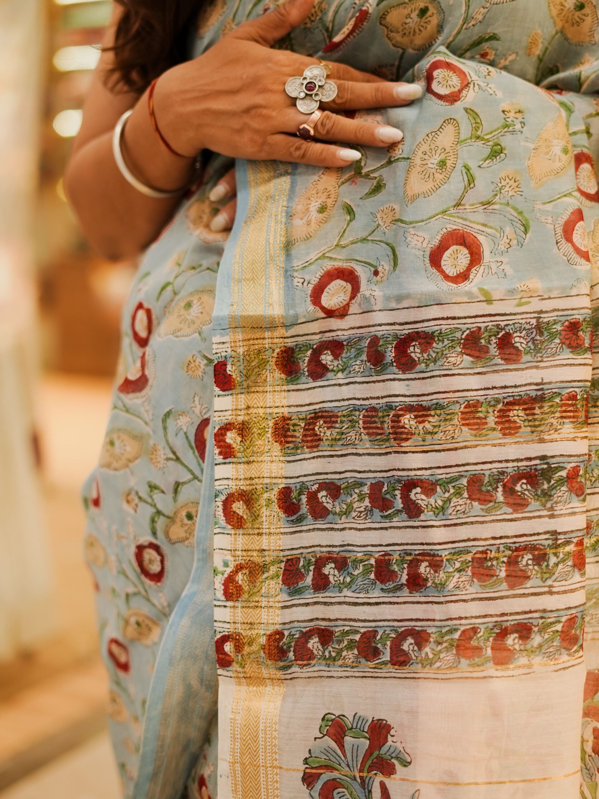 ZVE05239 Maheshwari handblock saree - Image 2