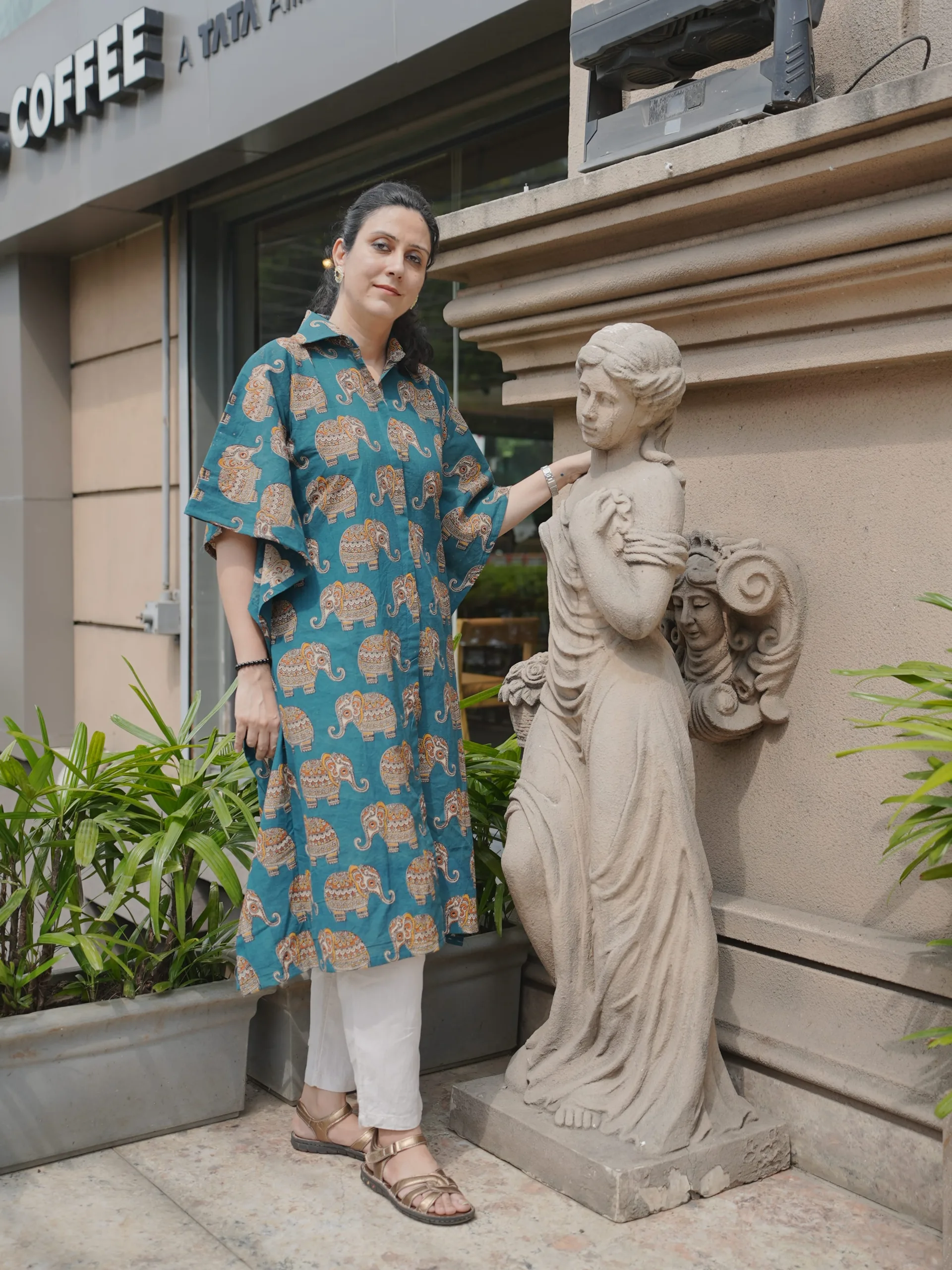 ZVE06866-min Handblock Kaftaan Dress - Image 3